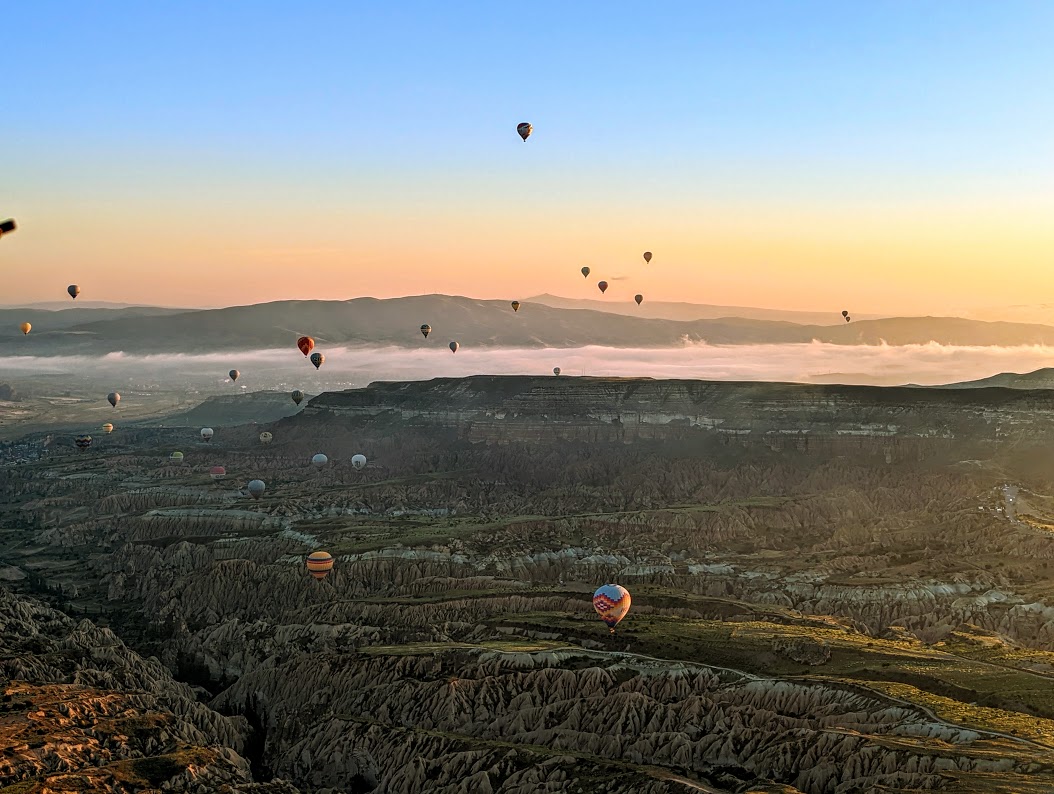 Hot_Air_Balloon_3_a_Turkey.jpg